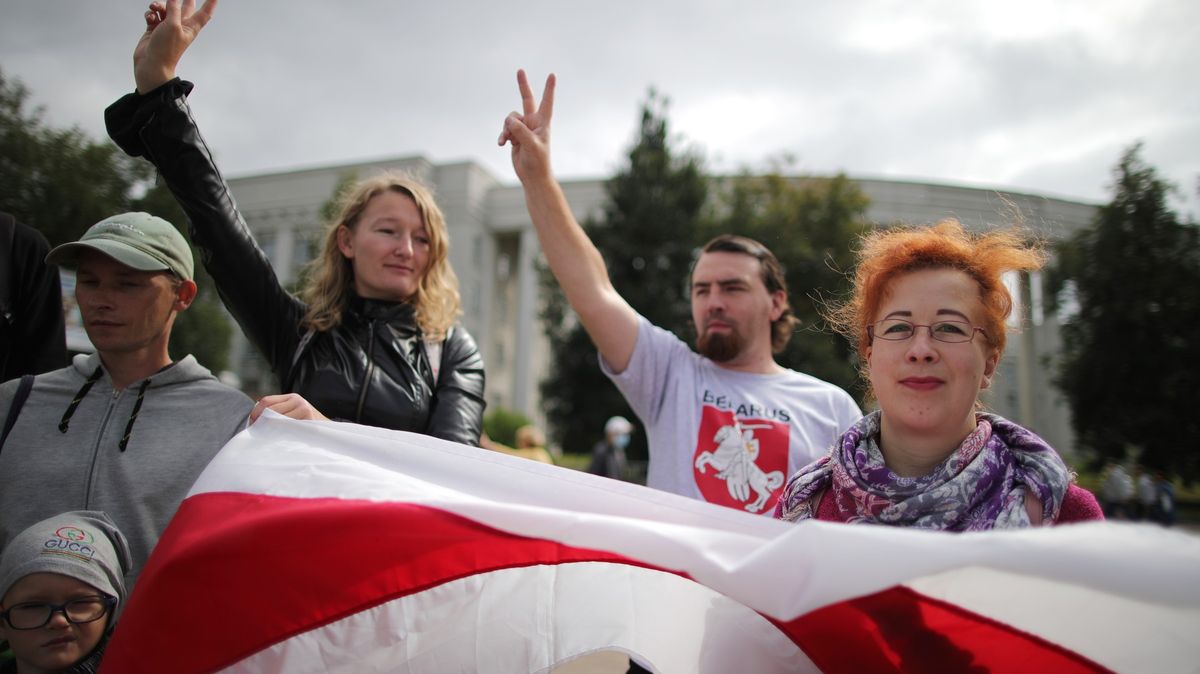 Rodí se národ. „Nikdy jsem neviděla Bělorusy tak šťastné,“ říká protestující